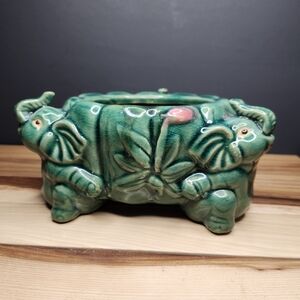 Majolica Green Elephant Ceramic Planter